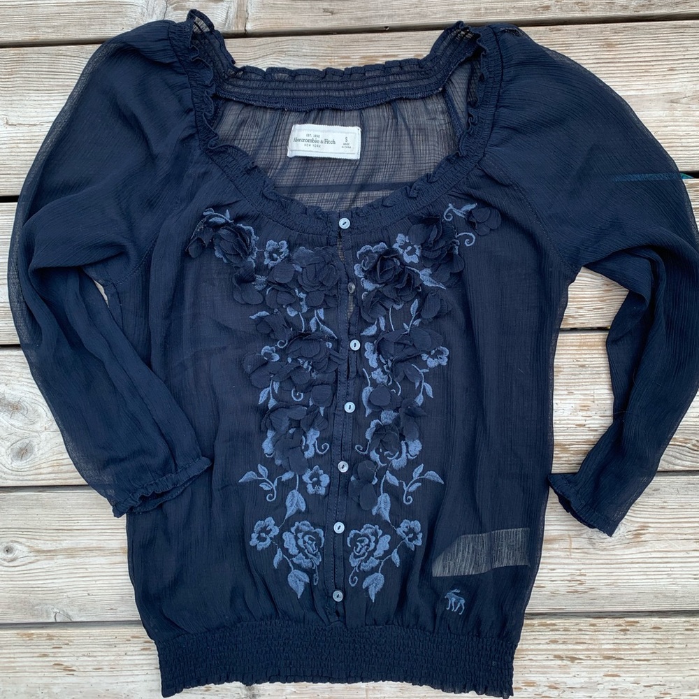 ⬇️ Abercrombie & Fitch Navy Blouse Small